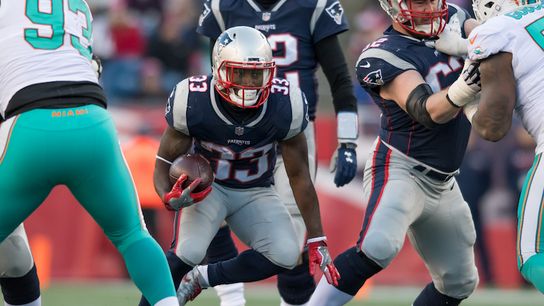 Dion Lewis continues to defy conventional football wisdom taken at Gillette Stadium (Patriots)