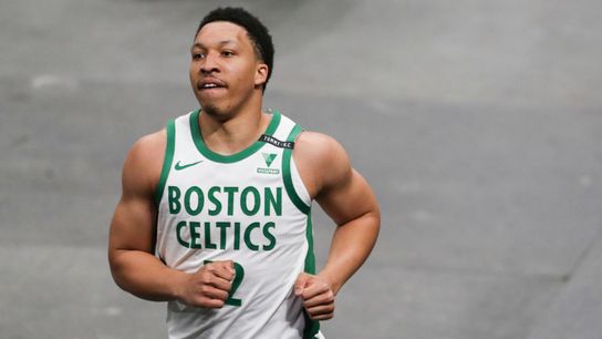 Celtics Notebook: Bonus bench production, LeBron James' praise, & Jayson Tatum vs. Jaylen Brown taken at BSJ Headquarters (Celtics)