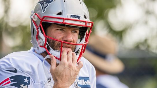 Patriots exult in Nick Foles’ performance that helps New England reclaim two seed taken at Gillette Stadium (Patriots)