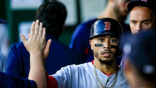 BSJ Game Report: Red Sox 15, Royals 4 - Sox take some time, but eventually walk all over Royals taken at BSJ Headquarters (Red Sox)