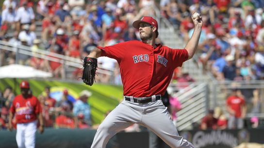 MLB Notebook: Contract extension talks on hold; Ohtani's rough introduction and more taken at Fort Myers, Fla. (Red Sox)