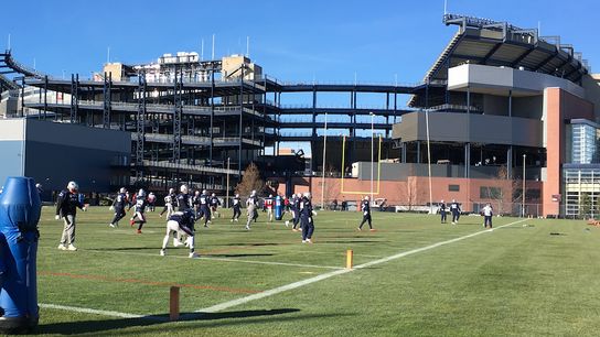 Patriots Notebook: Perfect practice attendance as temps drop and snow falls taken at Gillette Stadium (2018 AFC Playoffs)