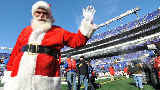 NFL Power Rankings, Week 16: As playoffs loom, a Christmas wish for each team taken at BSJ Headquarters (Patriots)