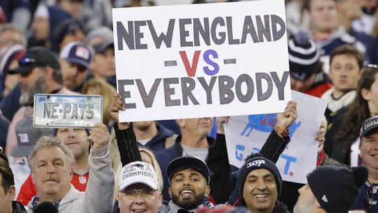First and 10: Choosing jerseys, getting up-to-speed on Philly and much more taken at BSJ Headquarters (Patriots)