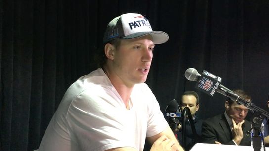 Video: Nate Solder says Dante Scarnecchia is a 'tremendous coach' taken at The Mall of America (Patriots)