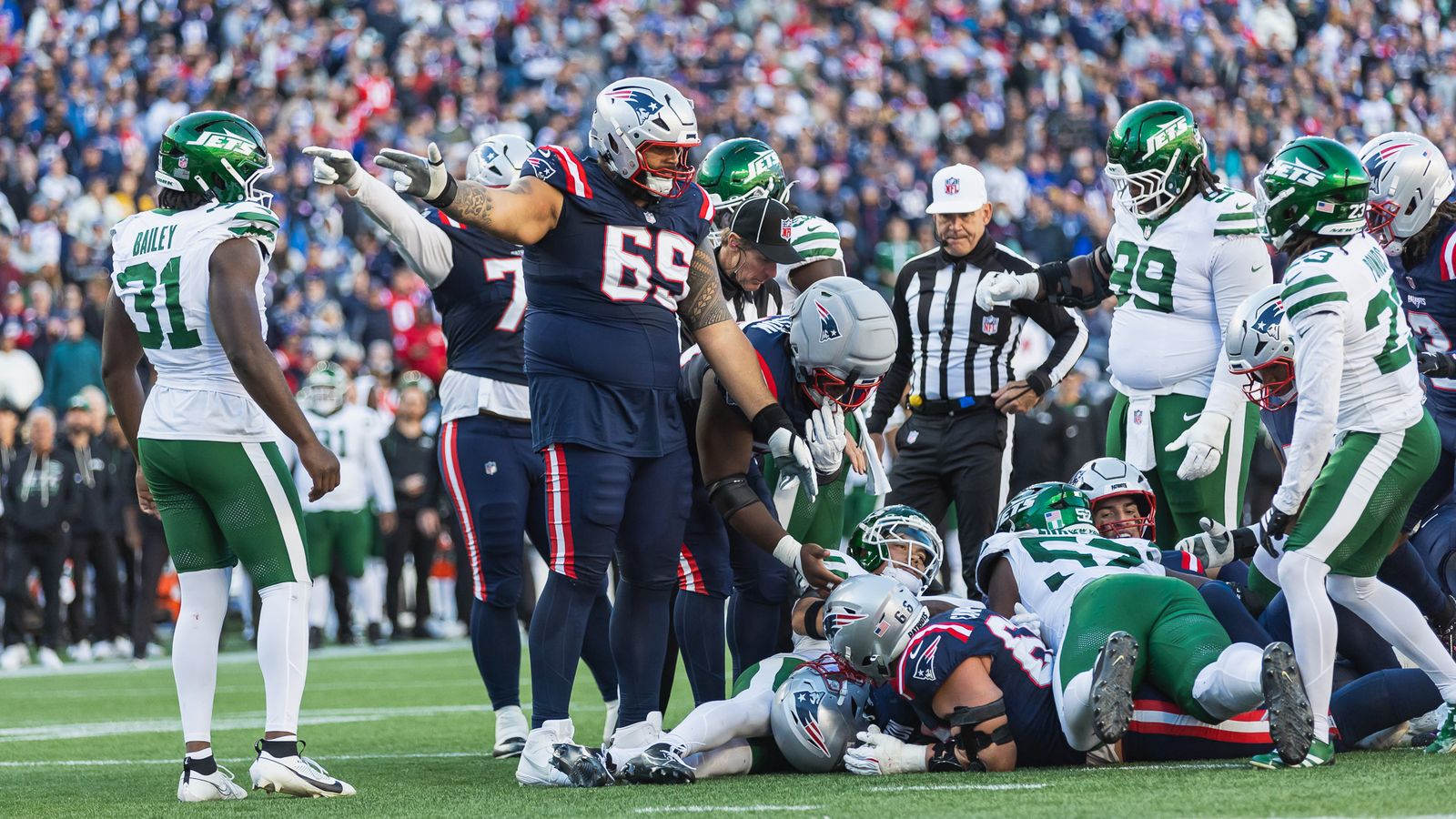 Giardi: Vrabel's culture critical in allowing Patriots to survive rash of injuries