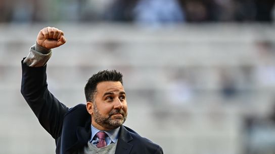 MLB Notebook: Extending your best players? Braves show Red Sox it can be done taken at Fenway Park  (Red Sox)