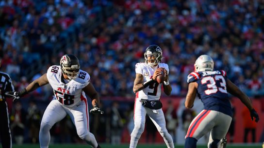 Giardi: Patriots make a choice by not adding at the trade deadline taken at Gillette Stadium (Patriots)