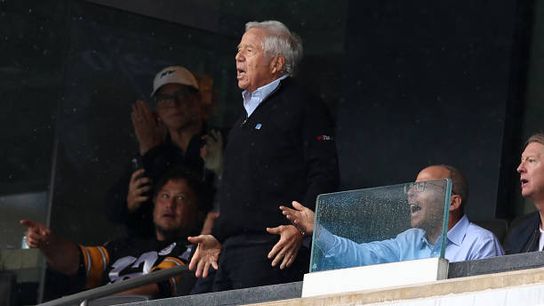 NFL Notebook: Giardi - Is the Krafts' failure to speak out a bad sign for Belichick? taken at BSJ Headquarters (Patriots)