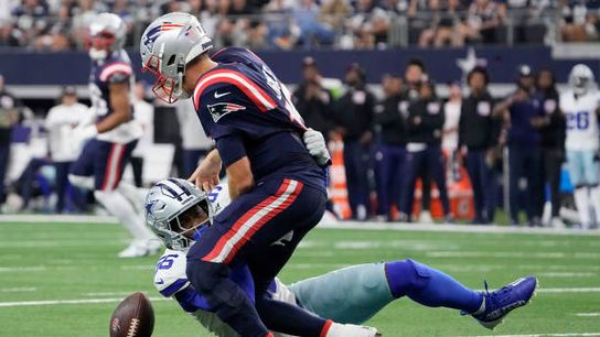 Giardi: Inherent flaws in this Patriots' offense are exposed yet again. taken at AT&T Stadium (Patriots)