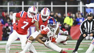 Patriots will try to keep momentum going vs. Raiders with six players out, including CBs Gonzalez, Davis taken at BSJ Headquarters (Patriots). Photo by (Imagn Images)