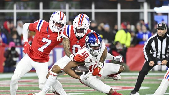 Patriots will try to keep momentum going vs. Raiders with six players out, including CBs Gonzalez, Davis taken at BSJ Headquarters (Patriots)