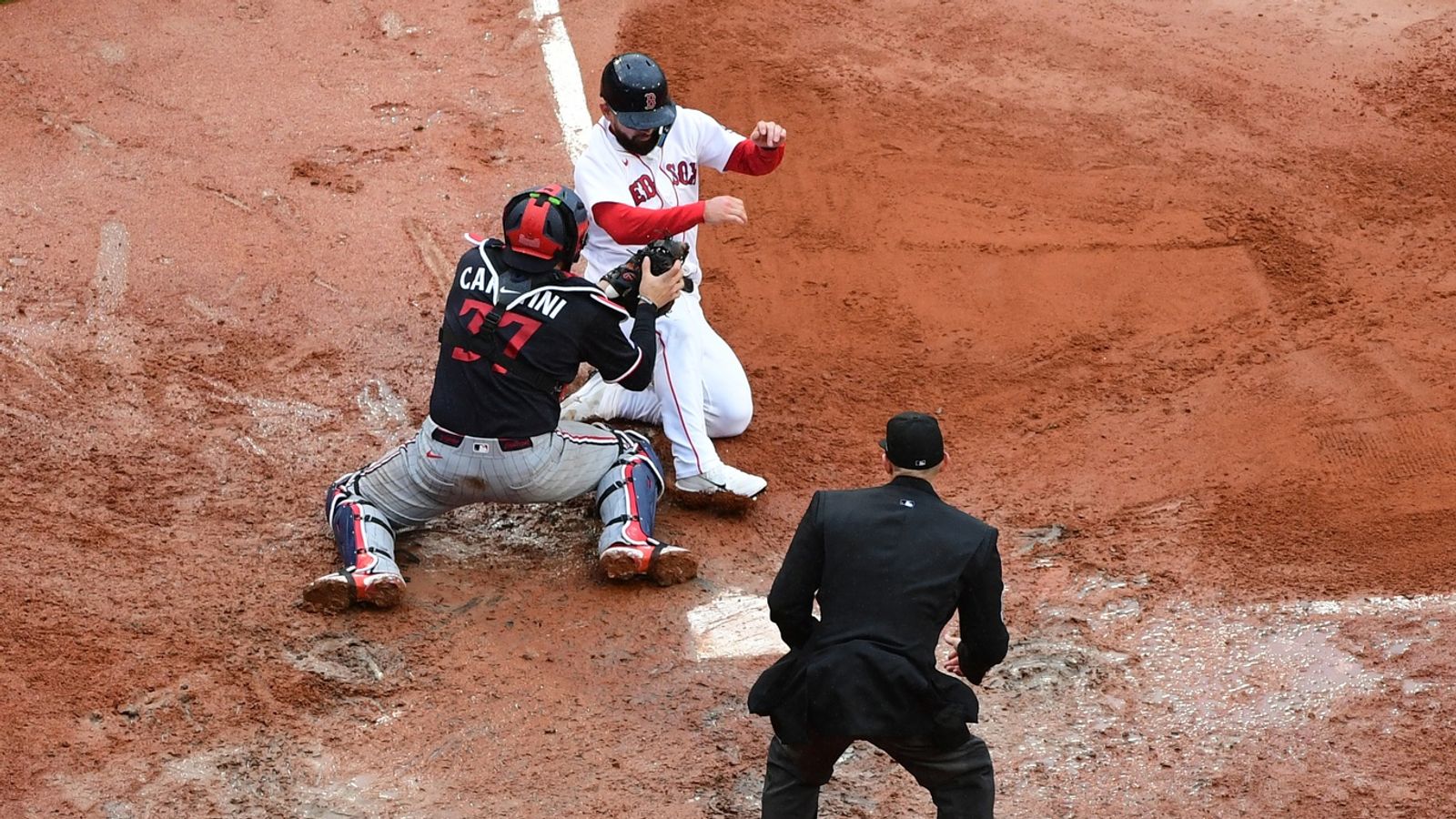 Red Sox blow late lead in 6-5 loss to Twins, swept at Fenway Red Sox blow late lead in 6-5 loss to Twins, swept at Fenway