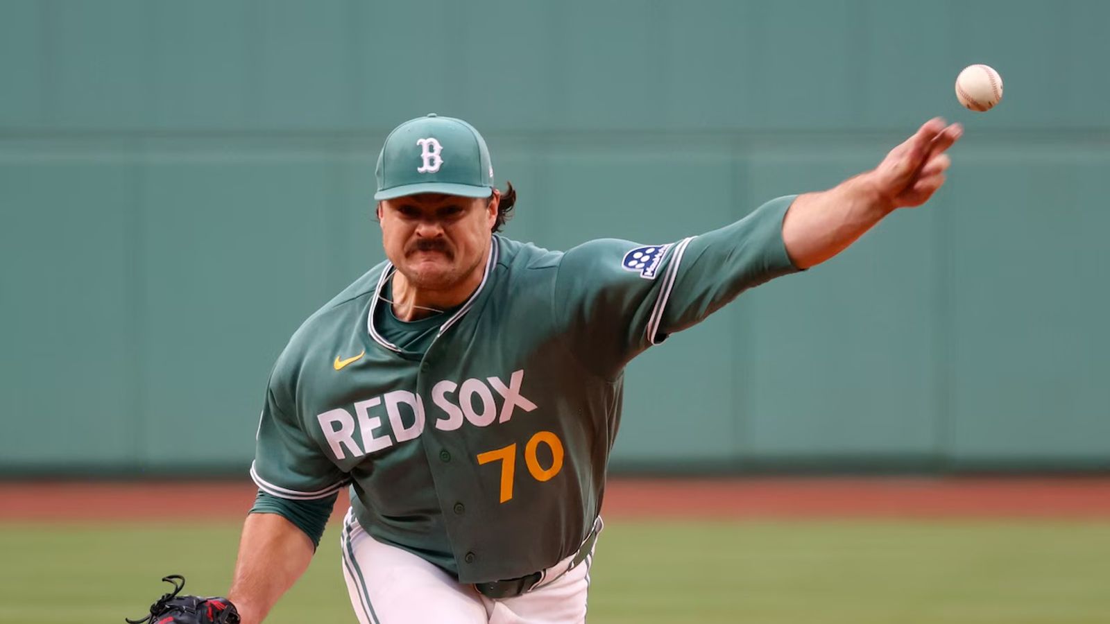 Payton Tolle flirts with perfection in Red Sox’ 6-1 win over Yankees