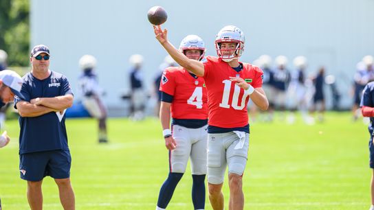 Giardi: Five things I'm looking in tonight's Patriots/Eagles game taken at BSJ Headquarters (Patriots)