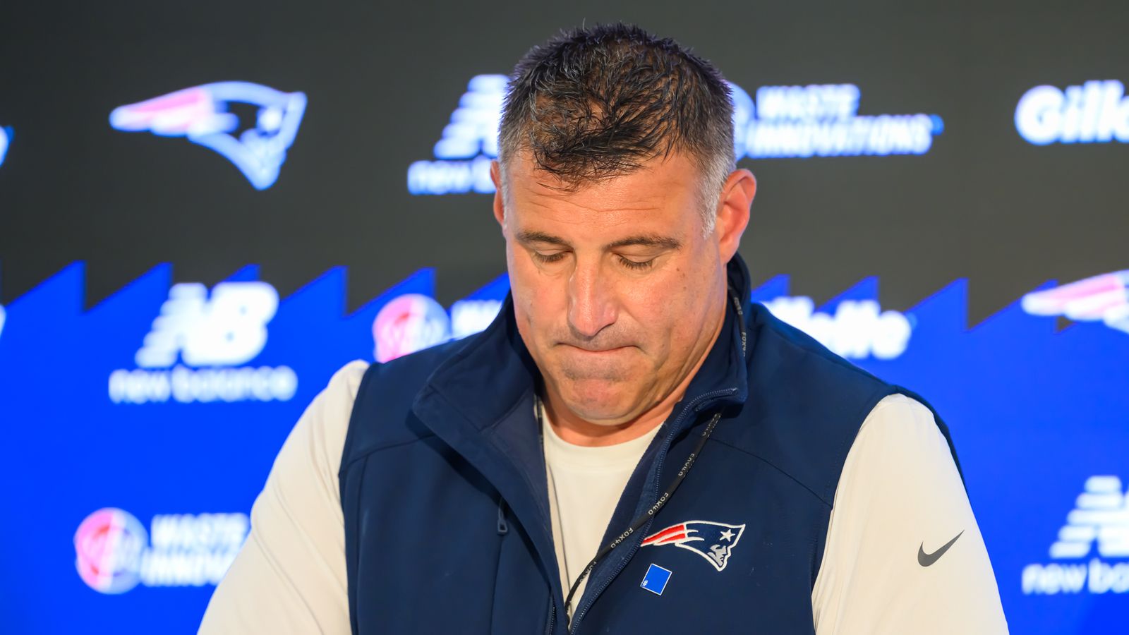 Vrabel trying to turn the page; plus, Maye learning from mistakes