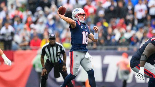 Giardi: Maye and McDaniels dispute notion that there's too much on the QB's plate taken at Gillette Stadium (Patriots)