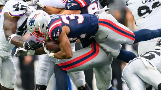 Giardi: Why did the Patriots abandon run game? Vrabel explains taken at Gillette Stadium (Patriots)