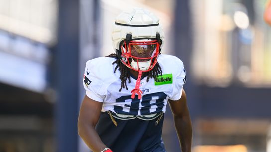 Giardi: Stevenson's 2024 problem returns in 2025 camp; plus, rookie OL proves to be a quick study taken at Gillette Stadium (Patriots)