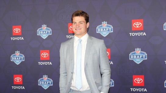 Giardi: Maye Day - Patriots pick the UNC QB (updated with quotes) taken at Gillette Stadium (Patriots)