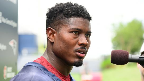 Giardi: NFL Notebook - Devin McCourty can relate to Jonathan Jones' dual role; plus, Russ is cooking (sorta), and more QB shuffling taken at BSJ Headquarters (Patriots)