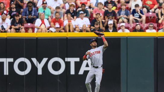 BSJ Live Coverage: Boston Red Sox 1 vs Cincinnati Reds 0 (8th) - Rafaela drives in first run of game taken at BSJ Headquarters (Top Red Sox)