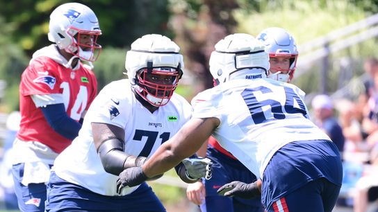 Giardi: NFL Notebook - NFL executives break down the Patriots' line and starting decision on Drake Maye taken at BSJ Headquarters (Patriots)