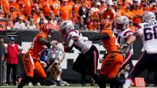 Giardi: Van Pelt believes Patriots offense will only improve taken at Gillette Stadium (Patriots)