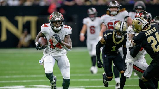 Giardi: Patriots free agency preview - Can team find an elite pass catcher? taken at BSJ Headquarters (Patriots)