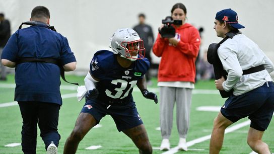 Giardi: Mike's Musings on our first look at OTAs, including Gonzo's secret weapon taken at BSJ Headquarters (Patriots)