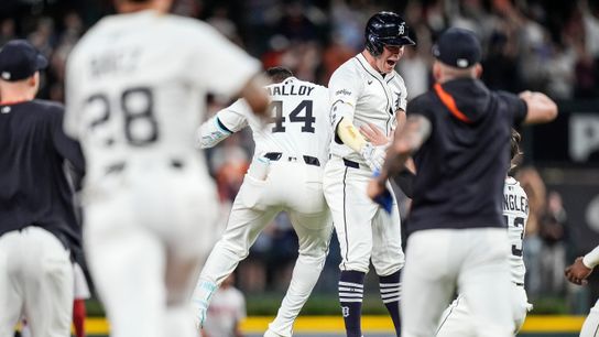 Final: Tigers 6, Red Sox 5 - Tigers walk off against Red Sox in 2nd consecutive game to complete sweep taken at BSJ Headquarters (Live coverage)