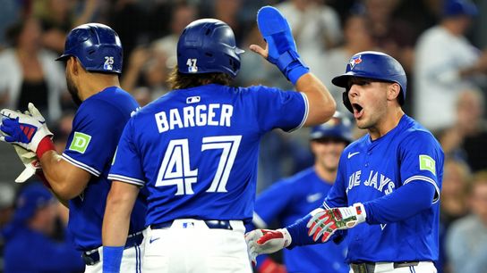 Final: Blue Jays 6, Red Sox 1 - Blue Jays hit grand slam off Justin Wilson, Red Sox record only 3 hits taken at BSJ Headquarters (Top Red Sox)