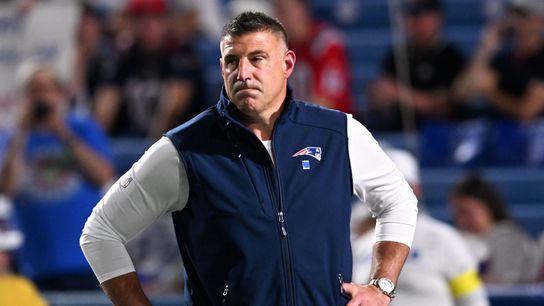 Giardi: Vrabel won't let Patriots get caught up in their recent success taken at Gillette Stadium (Patriots)