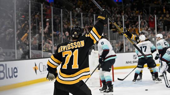 Final: Bruins 4, Kraken 2 - Bruins win on Chara's jersey retirement night taken at BSJ Headquarters (Top Bruins)