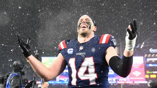 Mike's Musings: A thought (or three) on every defensive player on the roster taken at BSJ Headquarters (Patriots)