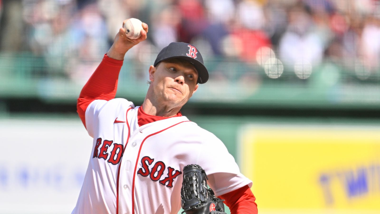 BSJ Live Coverage: Boston Red Sox 3 vs Milwaukee Brewers 0 (4th) - Red Sox score three runs in third inning taken at BSJ Headquarters (Red Sox). Photo by (Eric Canha-Imagn Images)