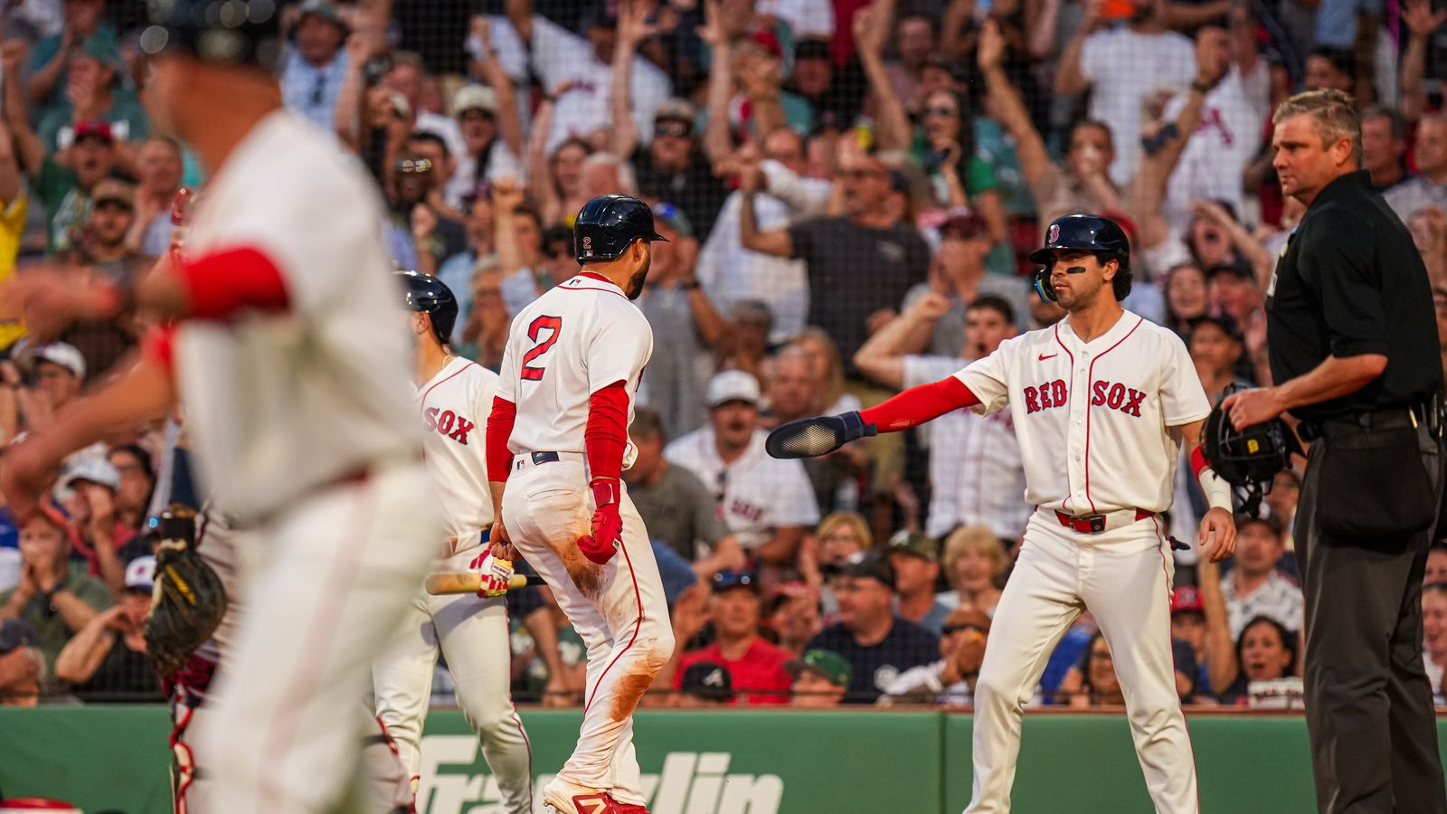 Final: Red Sox 8 vs Braves 0 Final: Red Sox 8 vs Braves 0