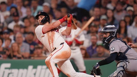 BSJ Live Coverage: Red Sox 6 vs Yankees 3 (9th) -  Red Sox score four runs in fifth inning taken at BSJ Headquarters (Red Sox)