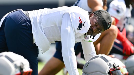 Giardi: Vrabel gives Brown the same treatment as always; plus, devil's in the detail and Old Man Moses back again taken at Gillette Stadium (Patriots). Photo by (USA Today Eric Canha)