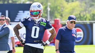 Giardi: Where do things stand between Gonzalez and the Patriots?  taken at Gillette Stadium (Patriots). Photo by (USA Today Eric Canha)