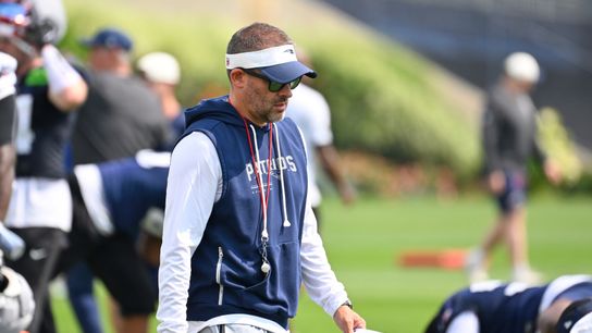 Giardi: Should the Patriots be concerned about their ground game? Plus, confidence in Pop paying dividends taken at Gillette Stadium (Patriots)