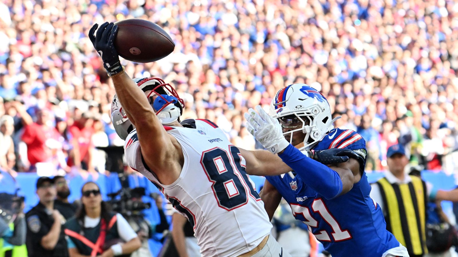 Q&A: Giardi on Patriots pulling off the upset in Buffalo/look ahead to Vegas 10.06.26 5 PM